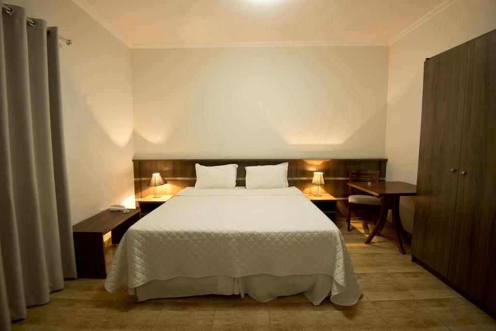 Grand Enio Hotel E Cantina Варжінья Номер фото